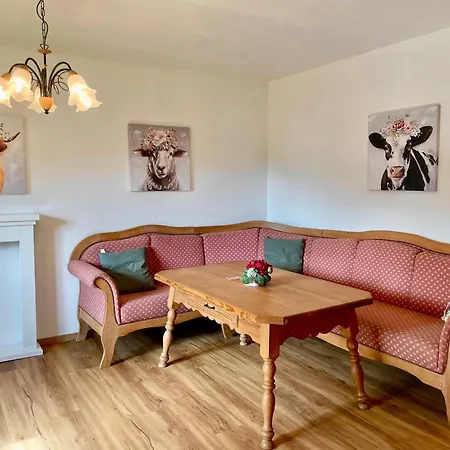 Schmuckkastl Apartament Zell (Munich)