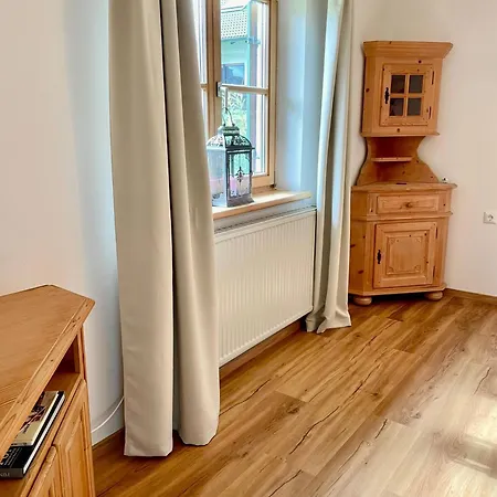 Schmuckkastl Zell (Munich)