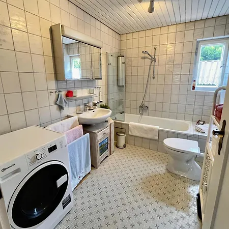 Schmuckkastl * Zell (Munich)