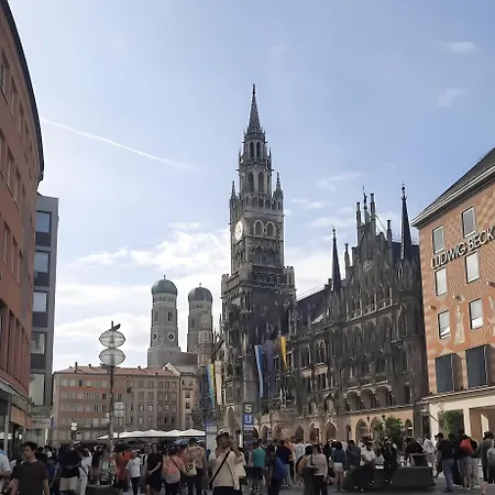 Schmuckkastl * Zell (Munich)